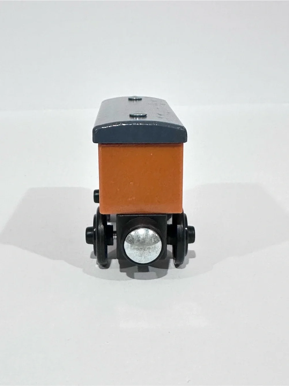 Thomas & Friends Light Up Reveal Annie & Clarabel Wooden Railway